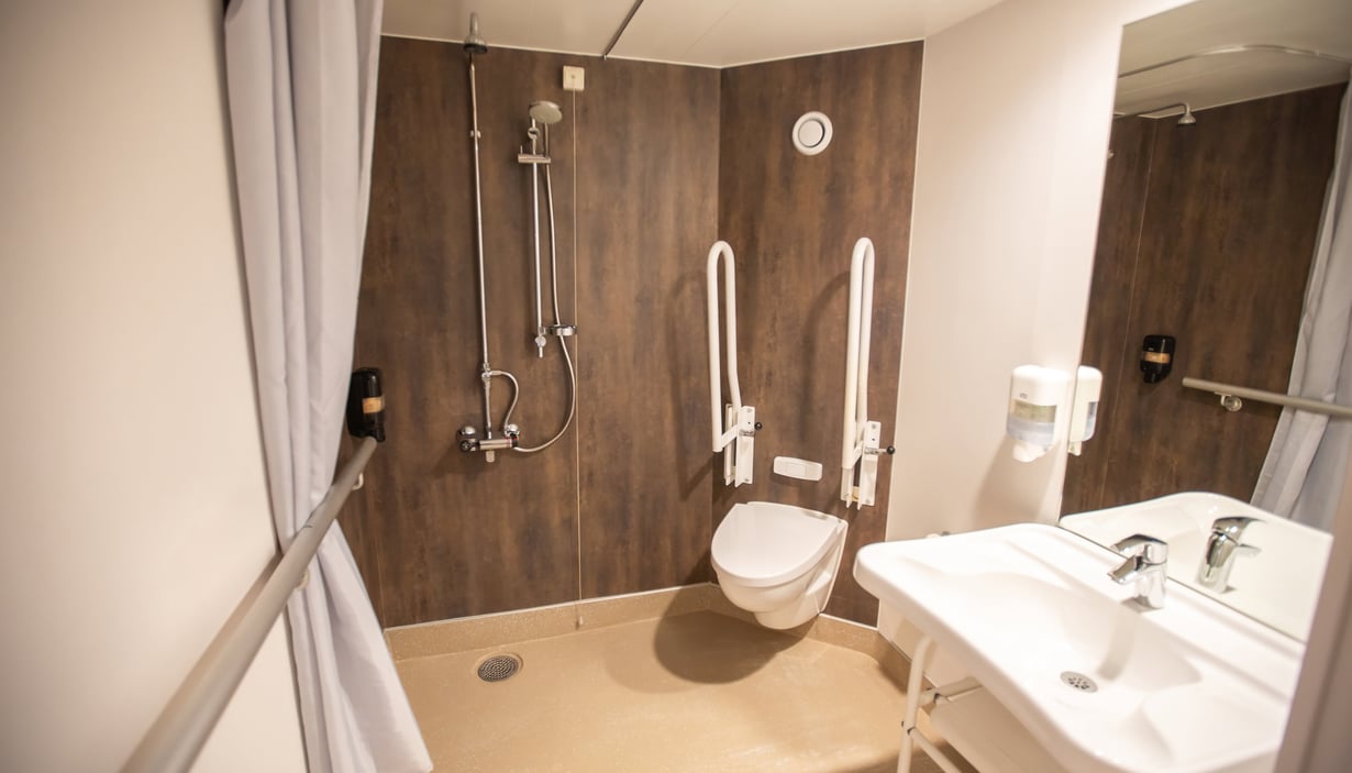 Toilet in our accessible cabin on Nordic Crown