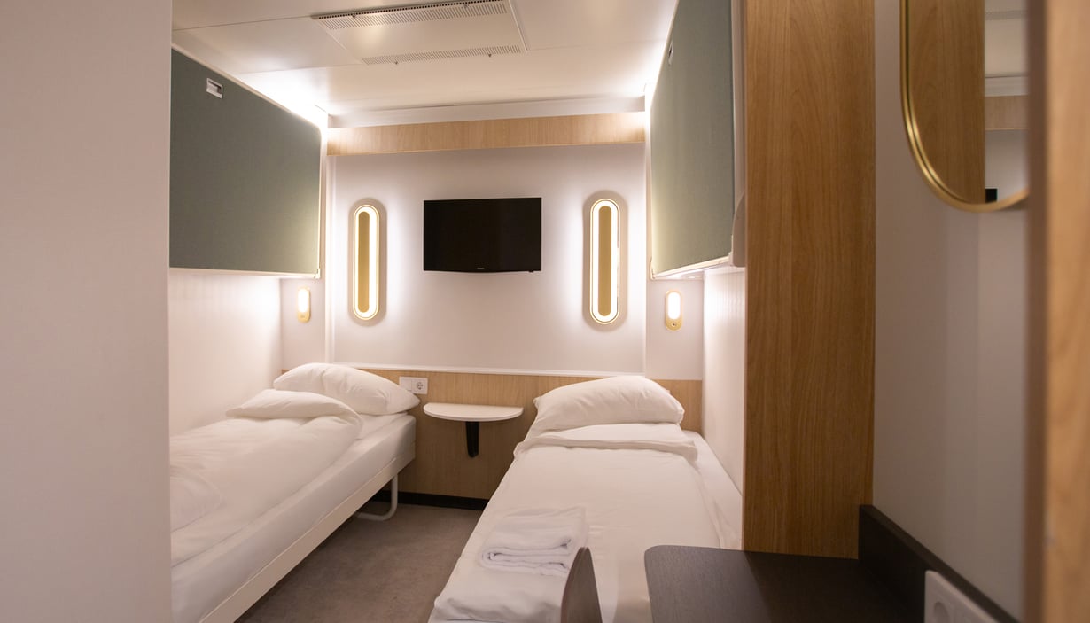 Standard inside cabin 